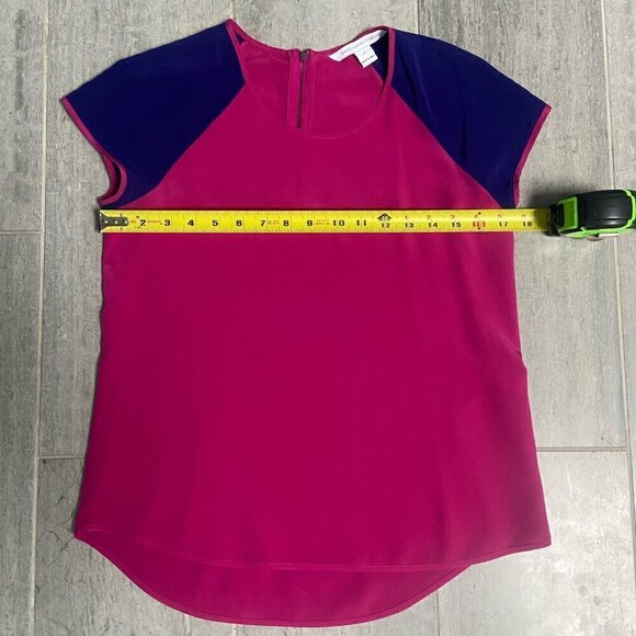 Diane Von Furstenberg Silk High Low Blouse Blue Pink Short Sleeve Top Small - Picture 7 of 8